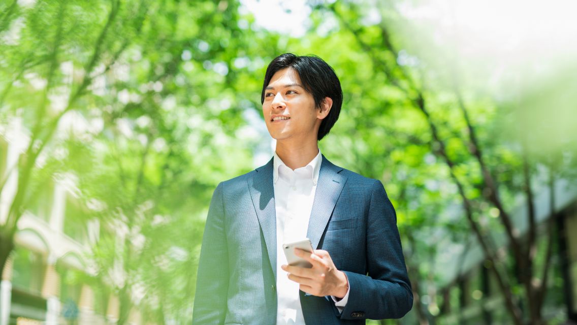 先輩社員(オフィスファシリティ部門)のイメージ写真