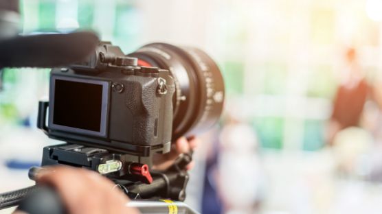 動画撮影のイメージ写真
